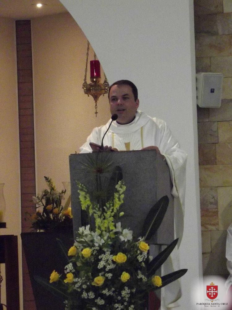9 anos de ordenação presbiteral do Padre Silvano