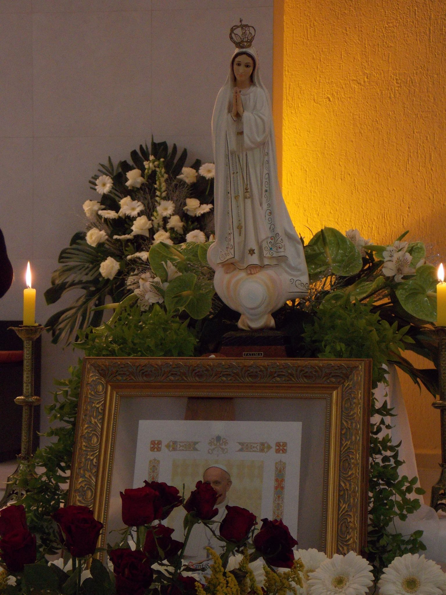 Santa Missa Solene em honra a Nossa Senhora de Fátima
