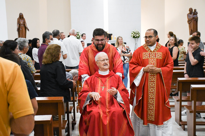 Santa Missa 94 anos de Dom Vito